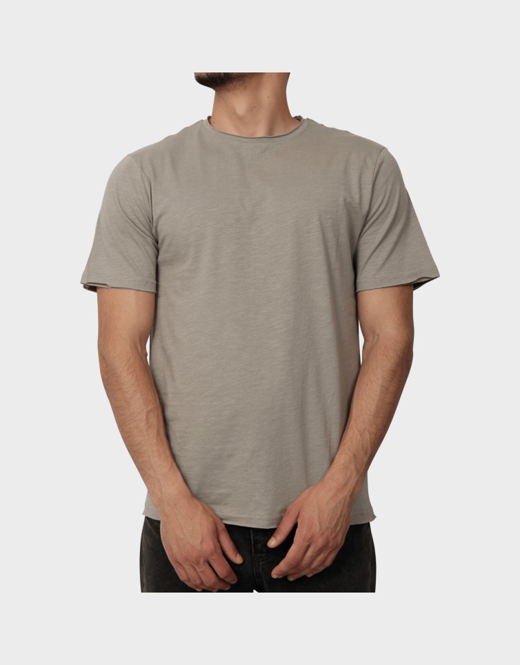 RAW NECK BASIC T-SHIRT