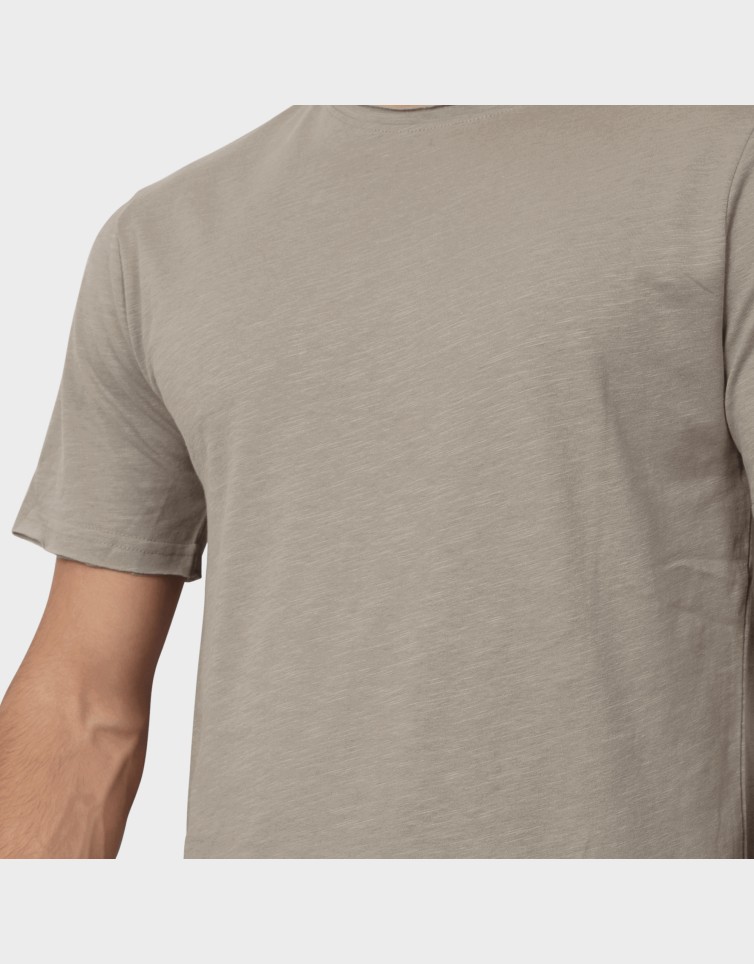 RAW NECK BASIC T-SHIRT