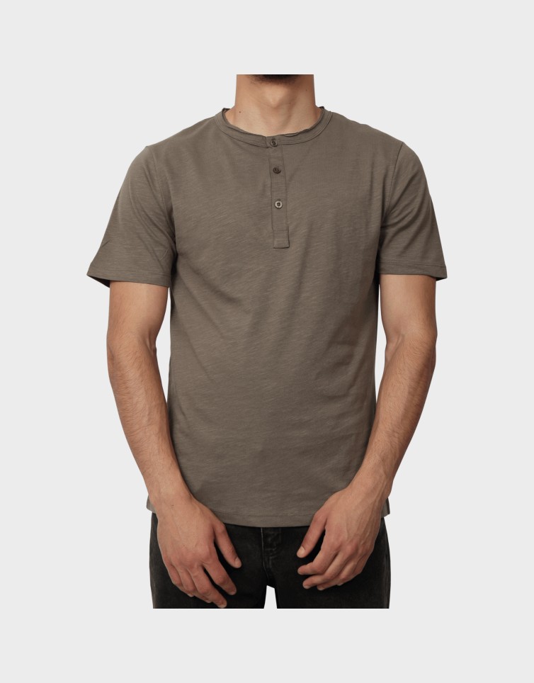 BUTTONS T-SHIRT