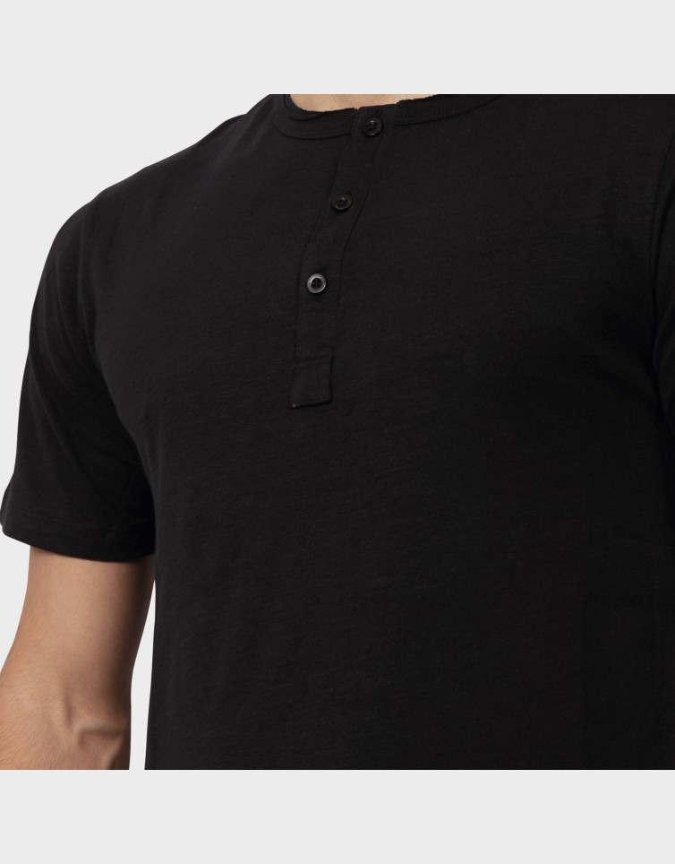 BUTTONS T-SHIRT