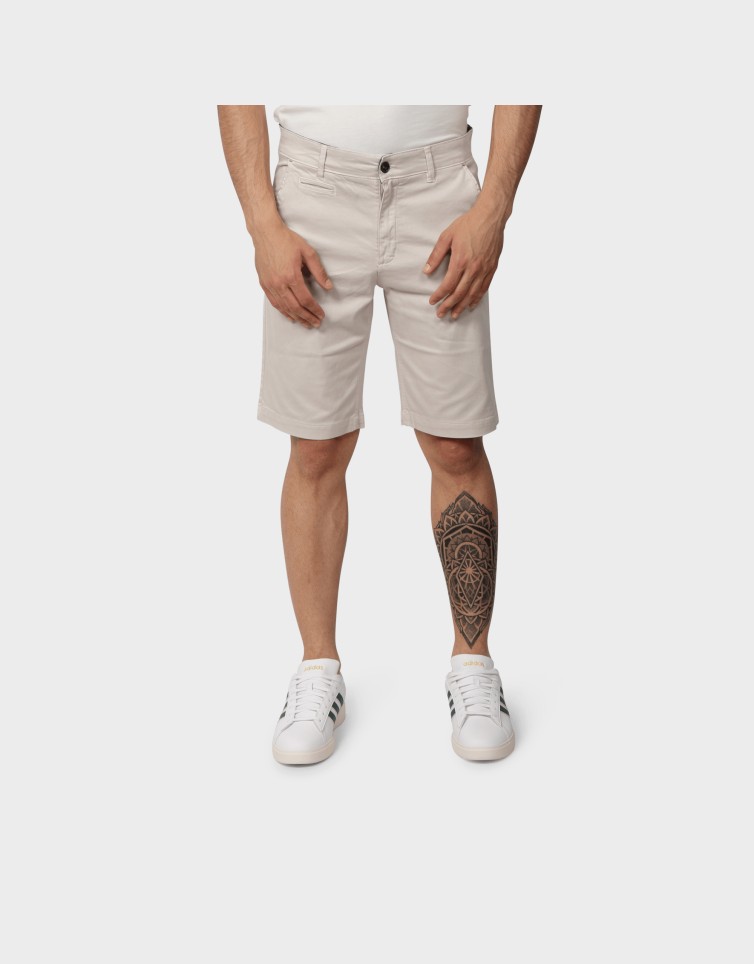 CHINO SHORTS