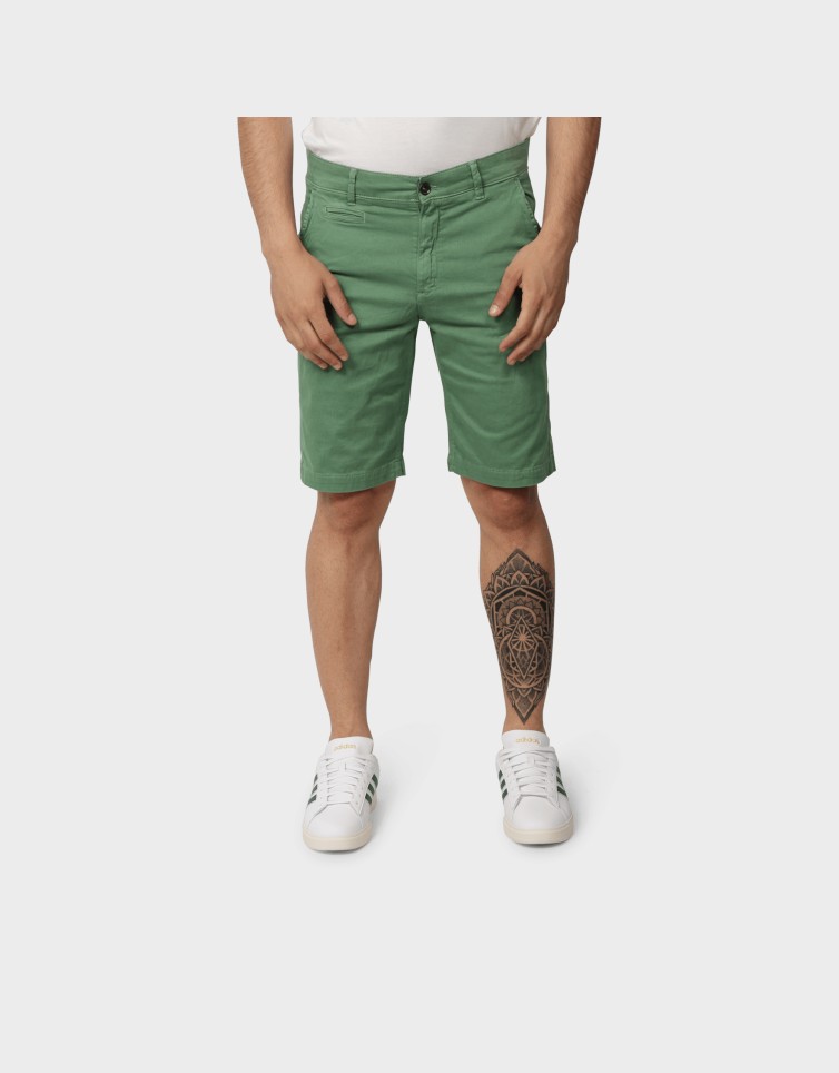 CHINO SHORTS