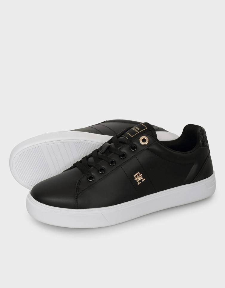 ELEVATED ESSENT SNEAKER