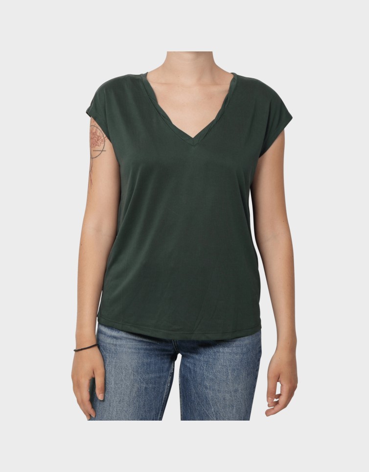 HANNAH S/S V-NECK TOP