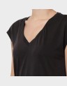 HANNAH S/S V-NECK TOP