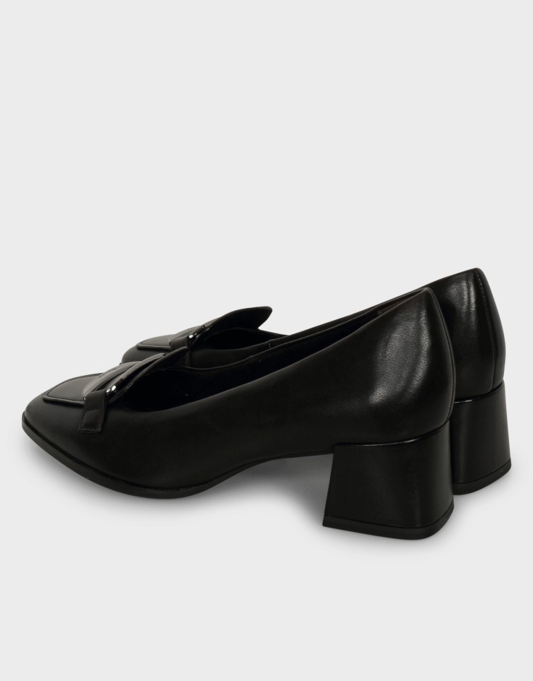 LEATHER CLASSIC PUMPS