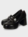 SQUARE HEELS
