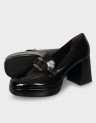 SQUARE HEELS