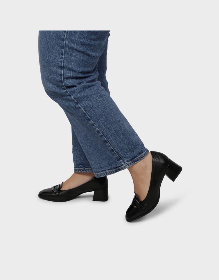 LEATHER CLASSIC PUMPS