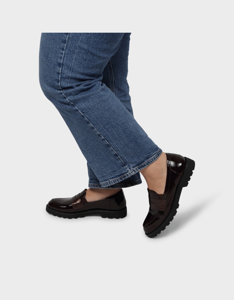 BADAM LOAFERS
