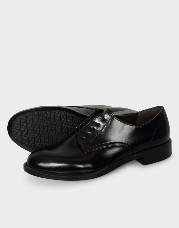 LACED LOAFERS