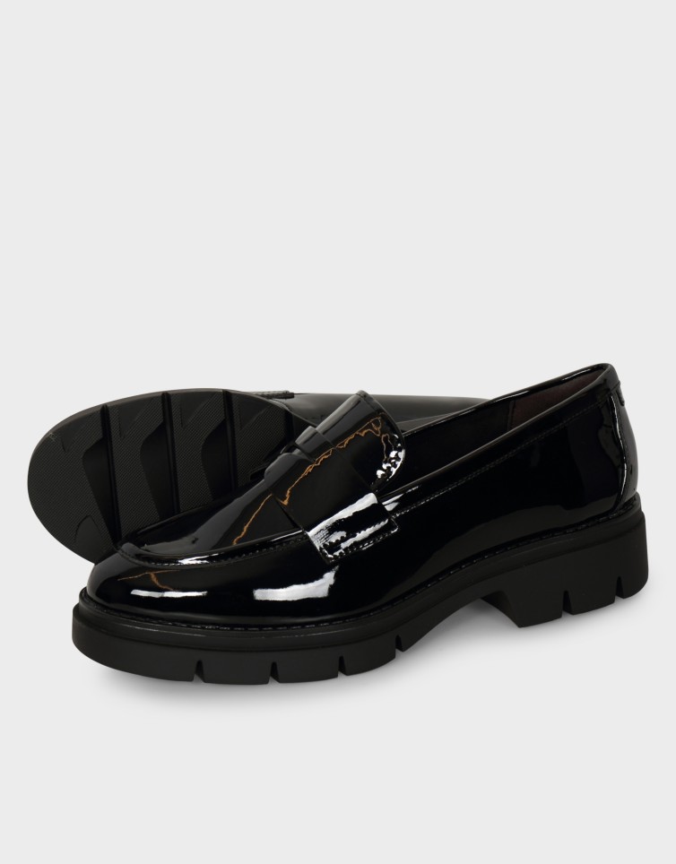 PENNY LOAFER