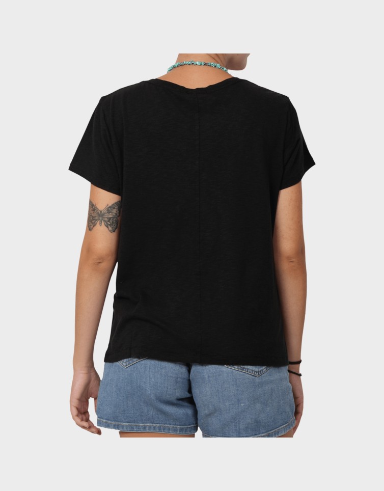 STUDIOS SLUB EMB VEE TEE