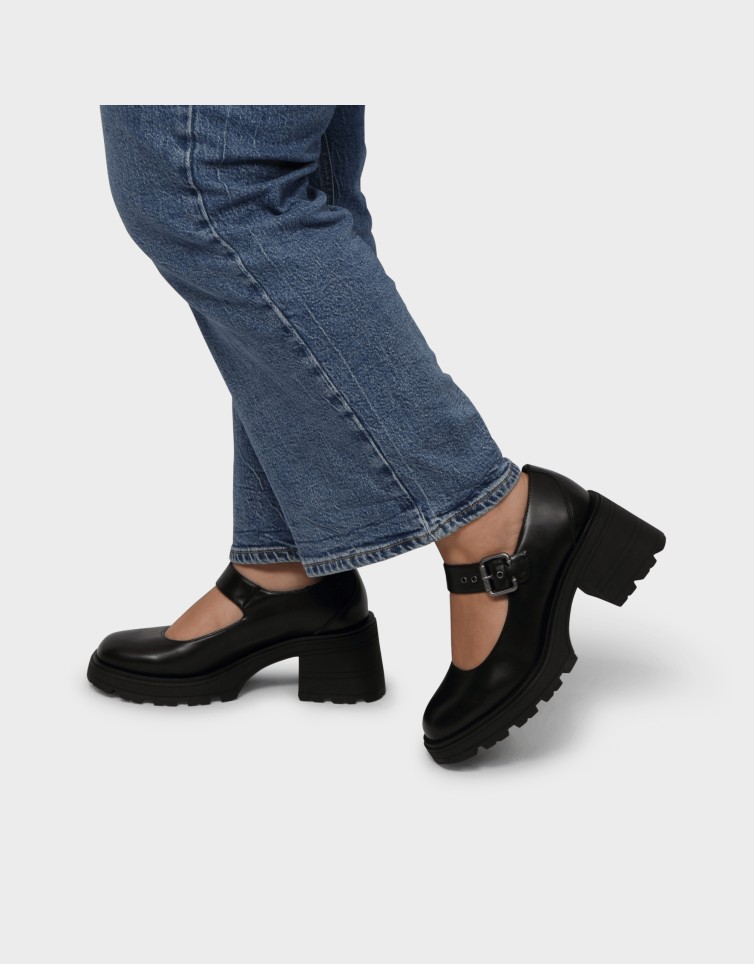 BUCKLE PUMPS