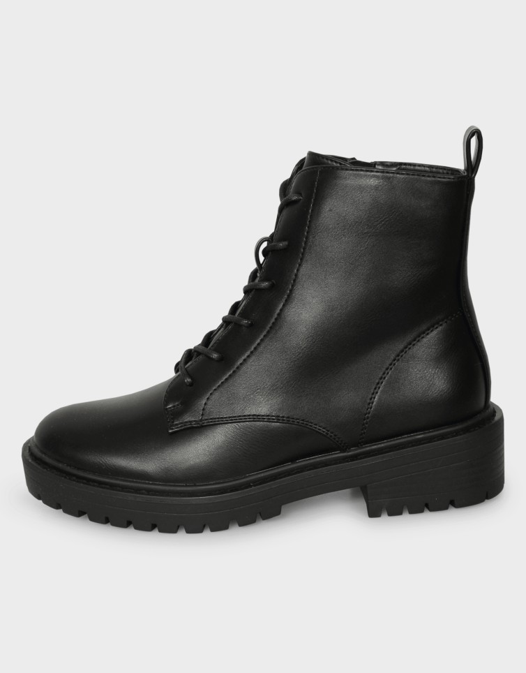 BOLD PU LACE UP BOOT