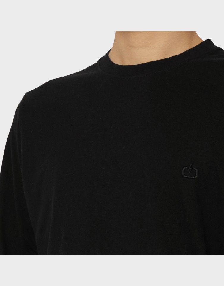 CHEST LOGO L/S T-SHIRT