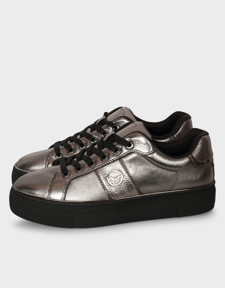METAL LOGO SNEAKERS