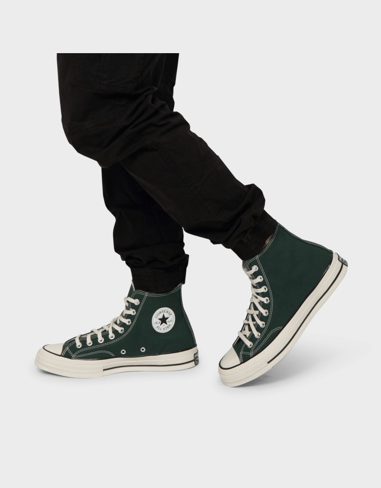 CHUCK 70