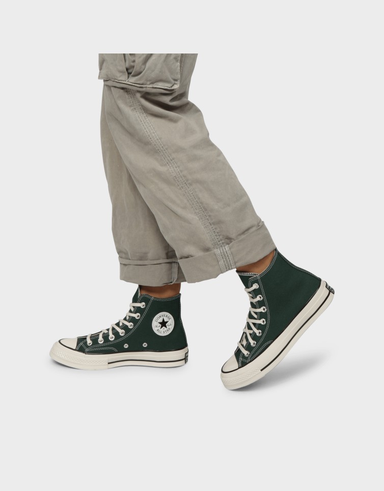 CHUCK 70