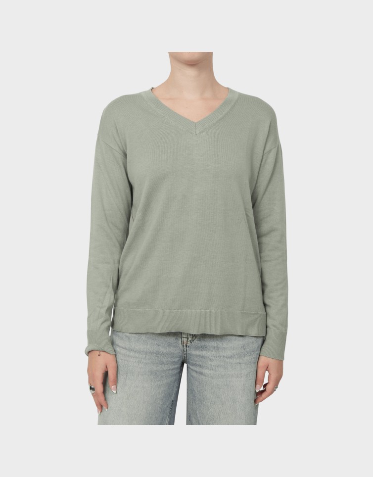 V-NECK PULLOVER