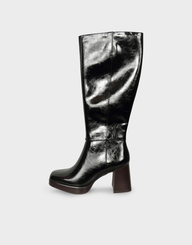 KNEE HIGH BLACK BOOTS