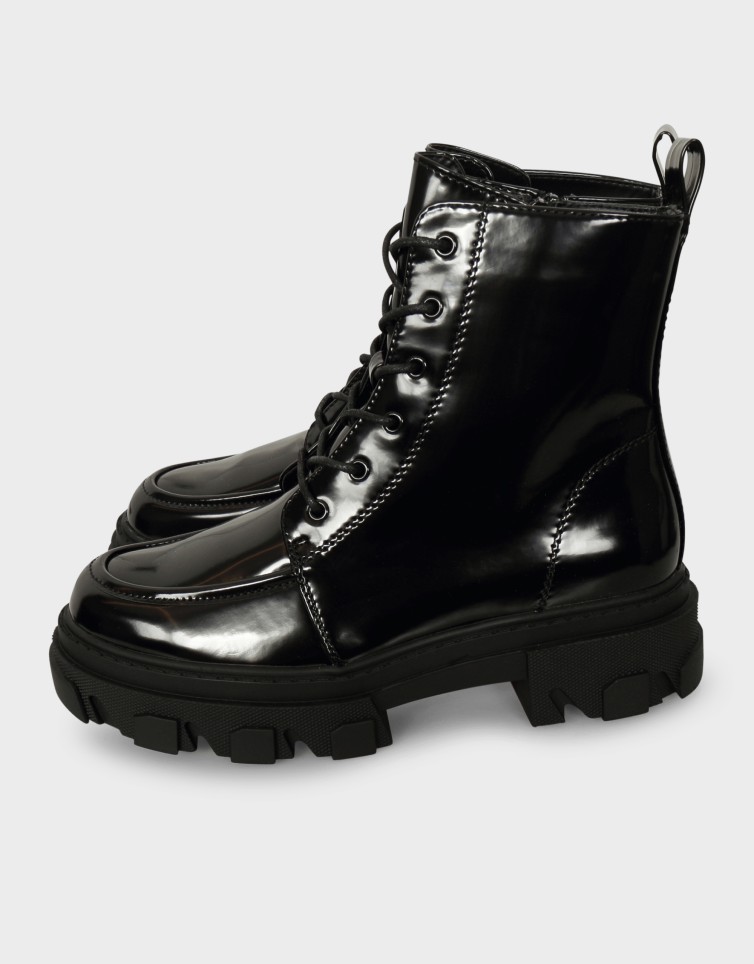 TOLA-16 LACE UP BOOT