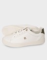 ELEVATED ESSENT SNEAKER