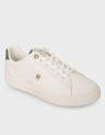 ELEVATED ESSENT SNEAKER