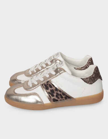 Women Lace-up