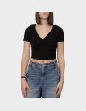 BETTY LIFE S/S V-NECK TOP