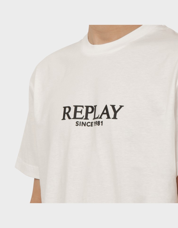 CHEST LOGO TEE
