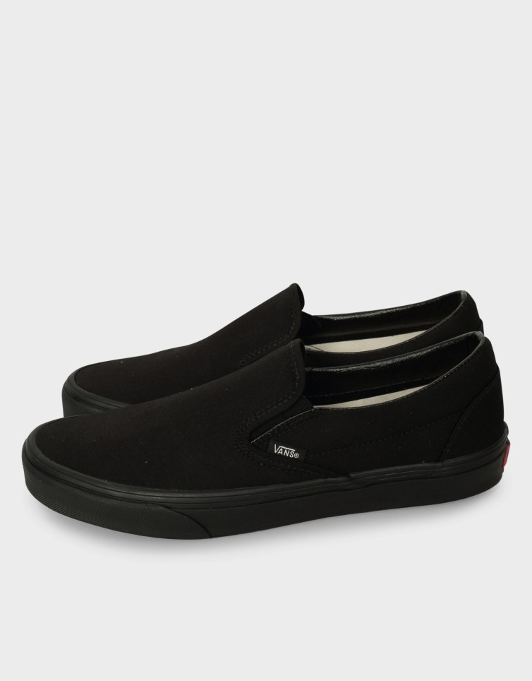 CLASSIC SLIP-ON