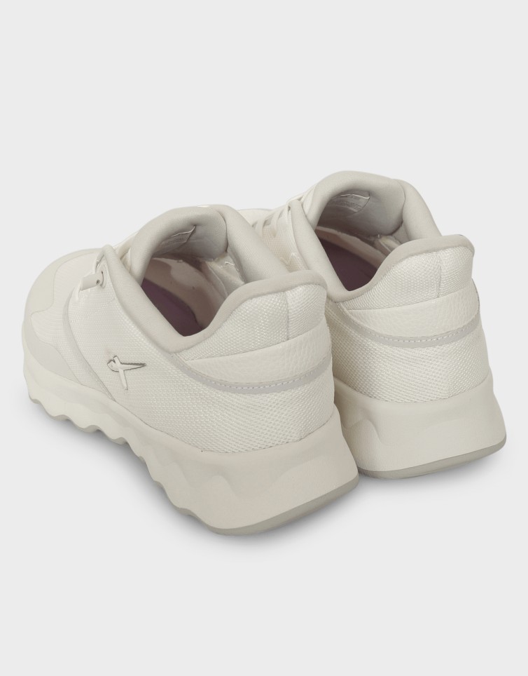 WOMEN LACE-UP