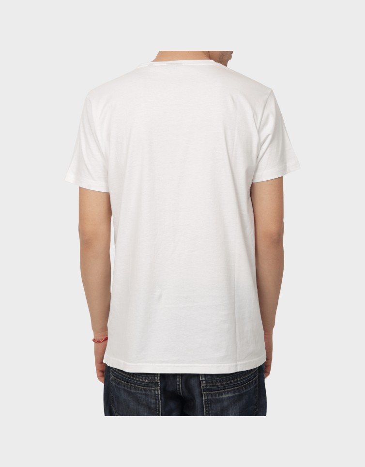 ESSENTIAL TEE