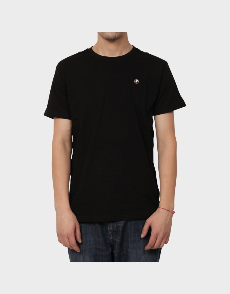 ESSENTIAL TEE