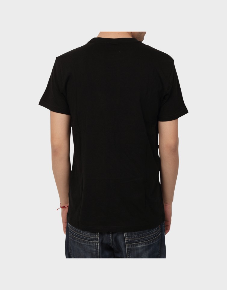 ESSENTIAL TEE
