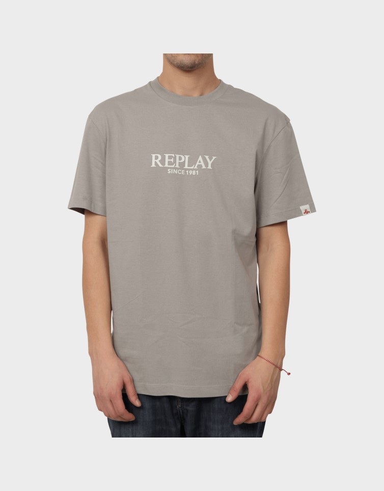 CHEST LOGO TEE