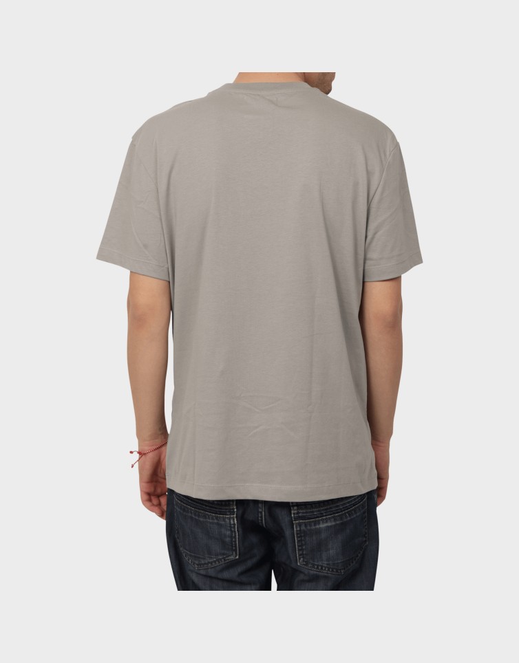 CHEST LOGO TEE