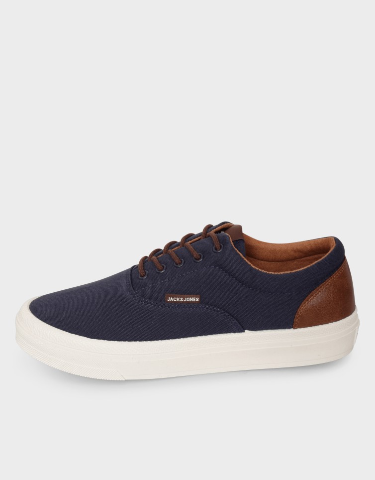 ISLINGTON CANVAS SNEAKER