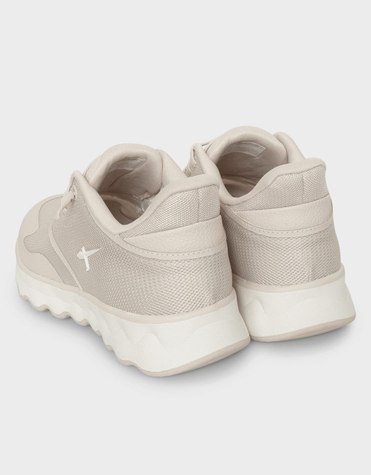 WOMEN LACE-UP