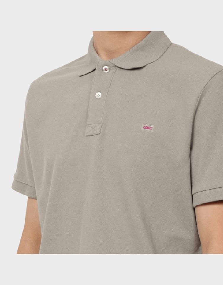 ESSENTIAL POLO