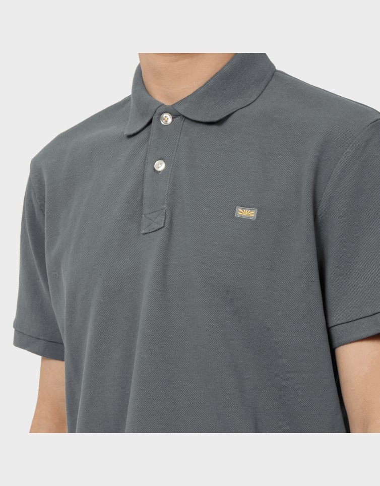 ESSENTIAL POLO