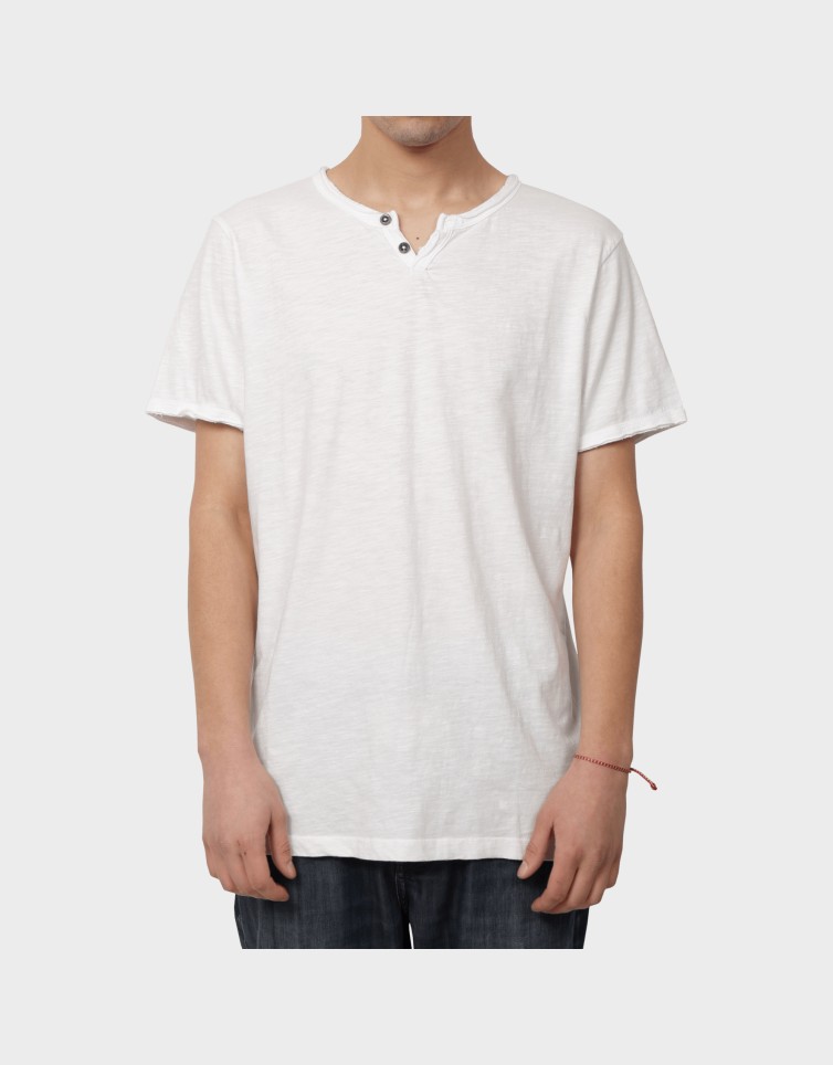 BASIC BUTTON T-SHIRT