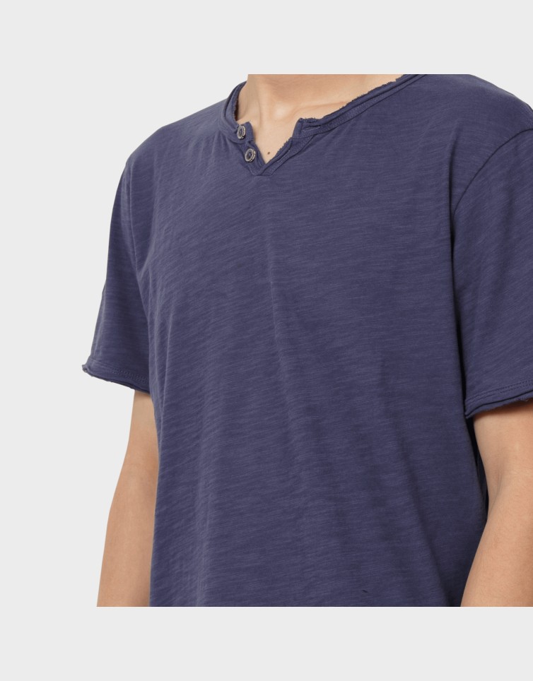 BASIC BUTTON T-SHIRT