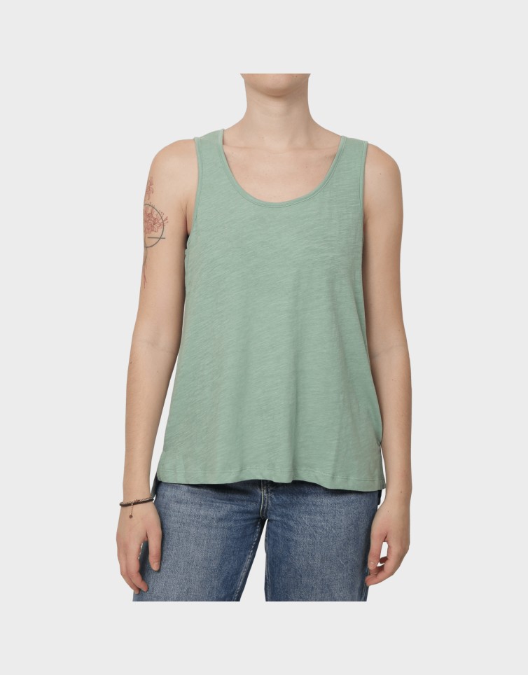 SLEEVELESS TOP