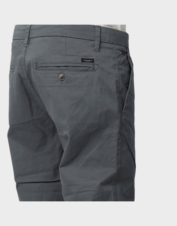 CHINO PANTS