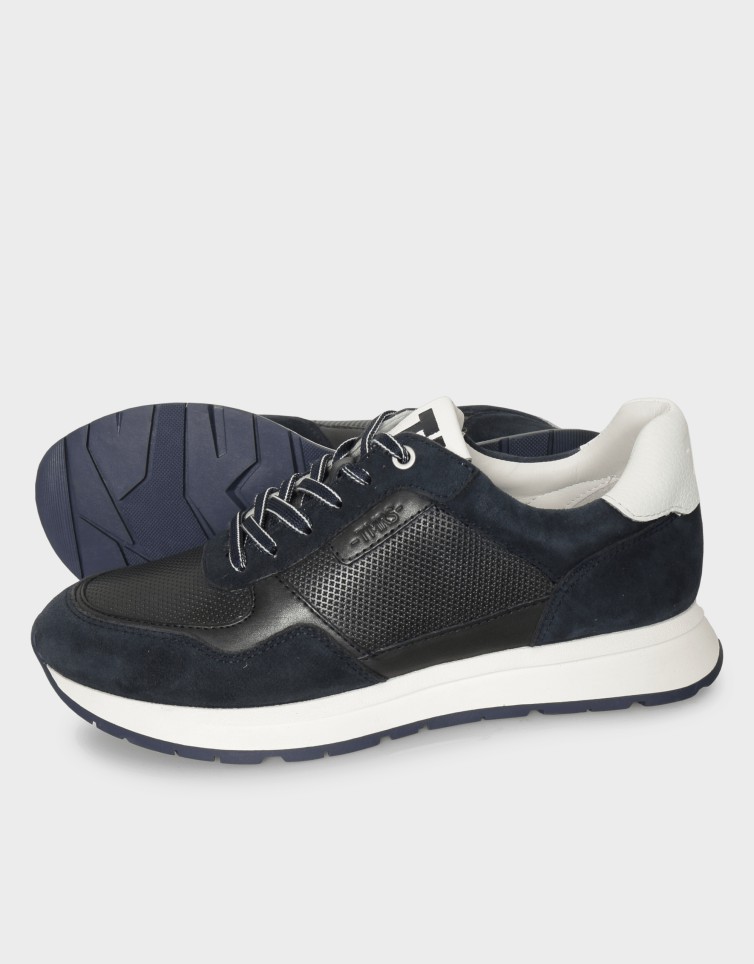 LACE UP SNEAKERS
