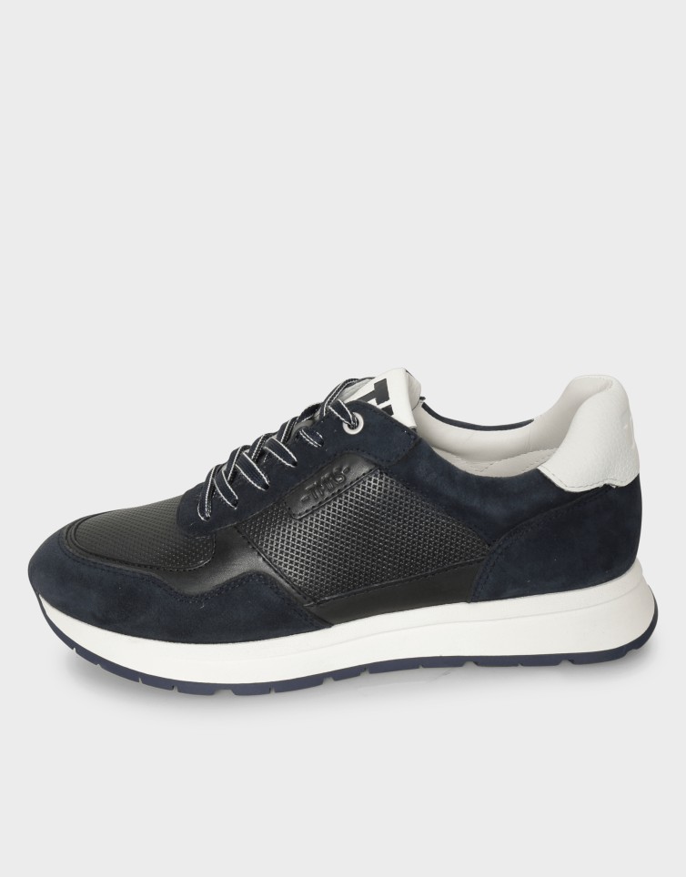 LACE UP SNEAKERS