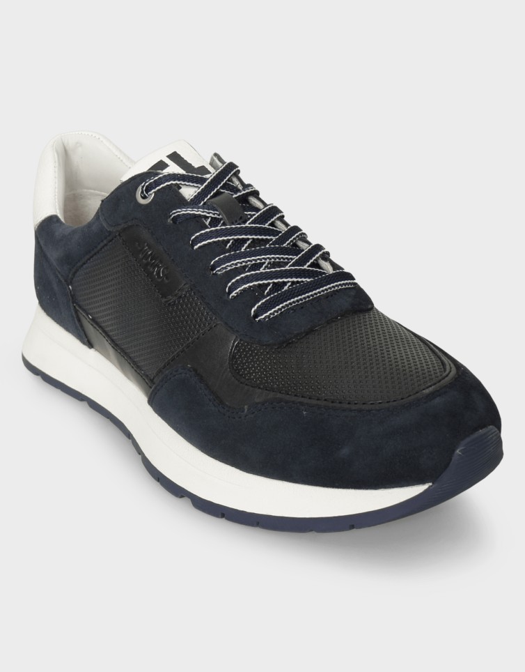 LACE UP SNEAKERS