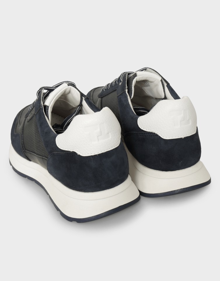 LACE UP SNEAKERS